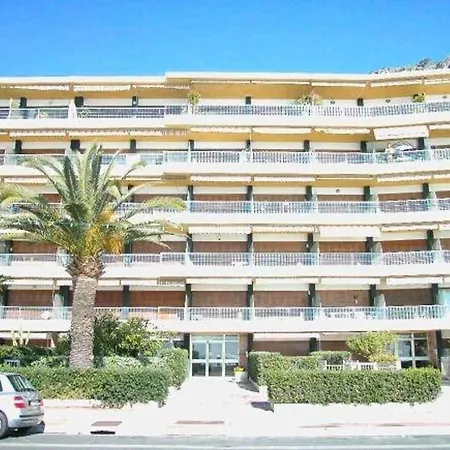 Menton: 3 Pieces Bord De Avec Piscine Et Garage - Fr-1-196-364 Apartment *
